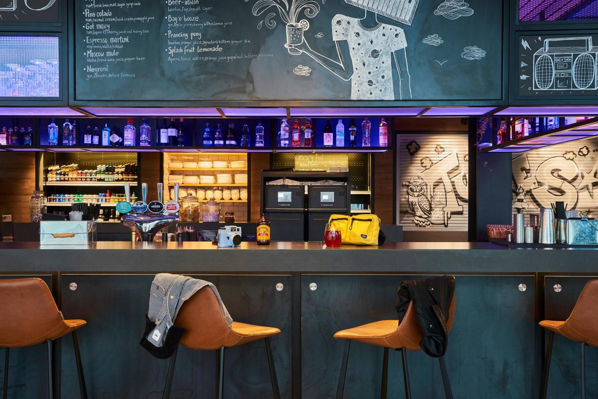 Moxy Birmingham Nec Hotel Bickenhill Kültér fotó