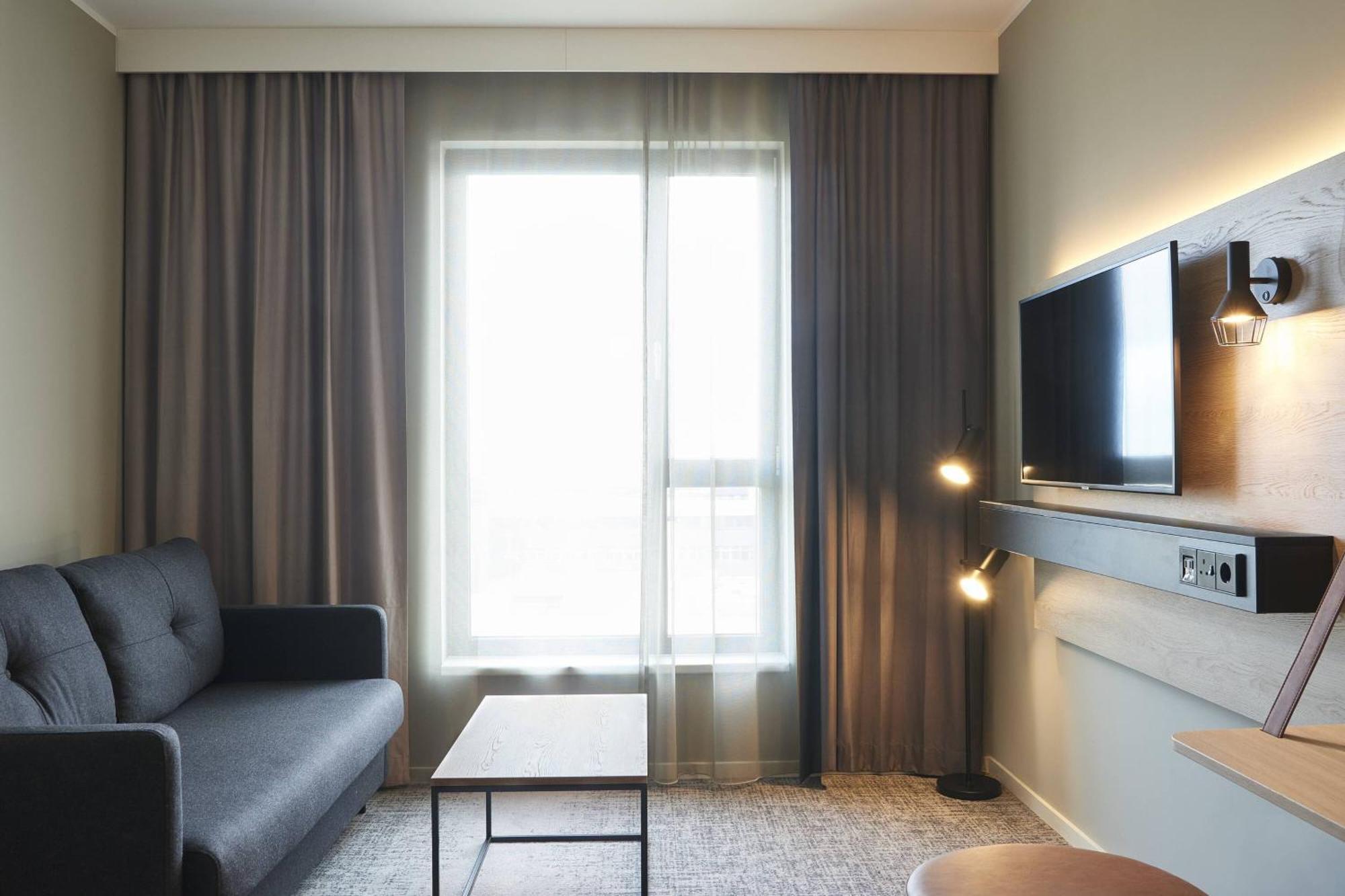 Moxy Birmingham Nec Hotel Bickenhill Kültér fotó